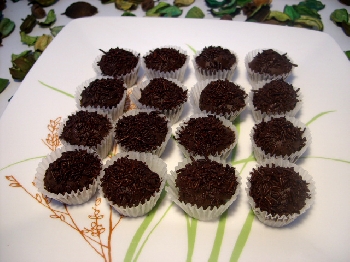 Chocolat au biscuit et amandes