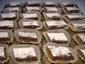 Bûche aux cacahuètes